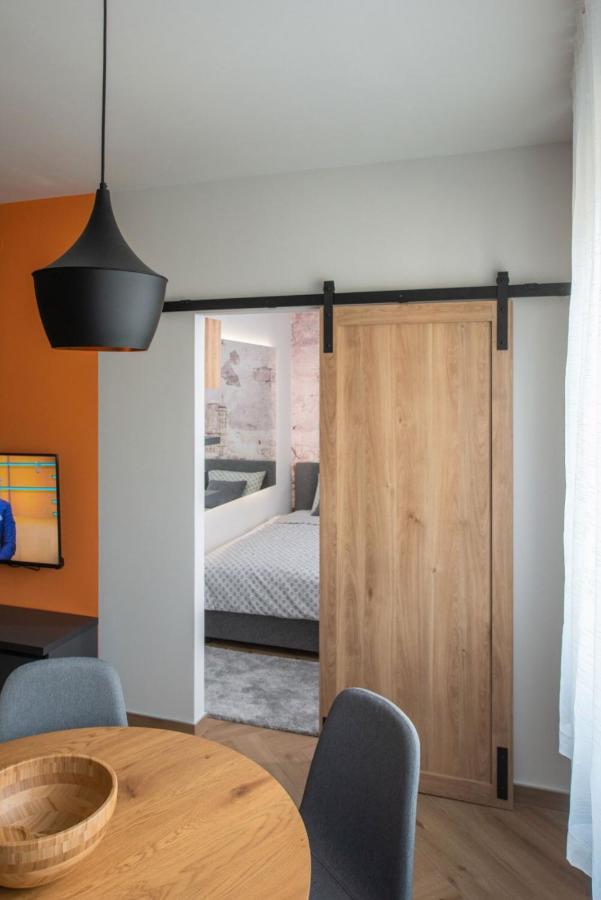 Republic Square Apartment - With Garage Novi Sad Eksteriør bilde