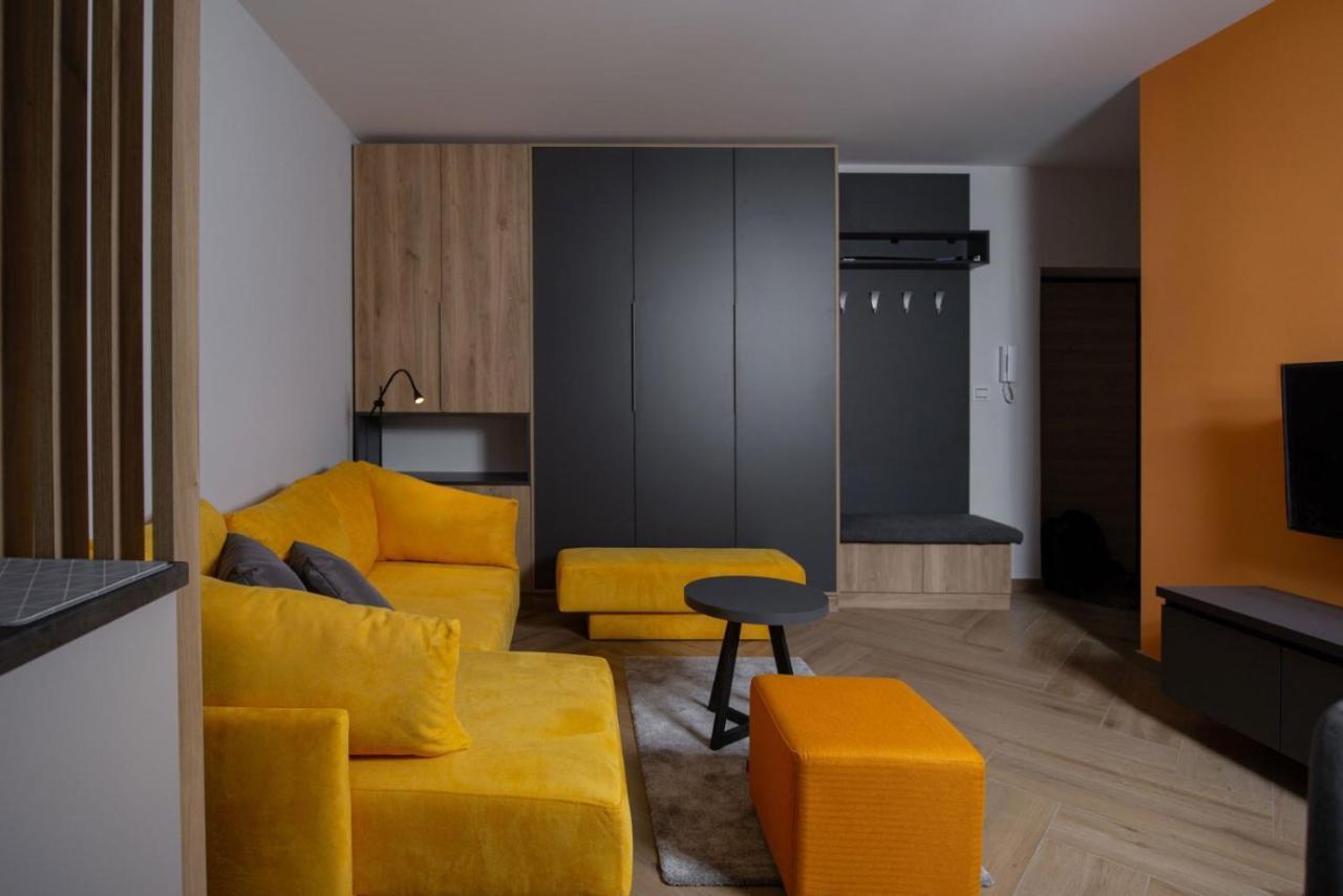 Republic Square Apartment - With Garage Novi Sad Eksteriør bilde